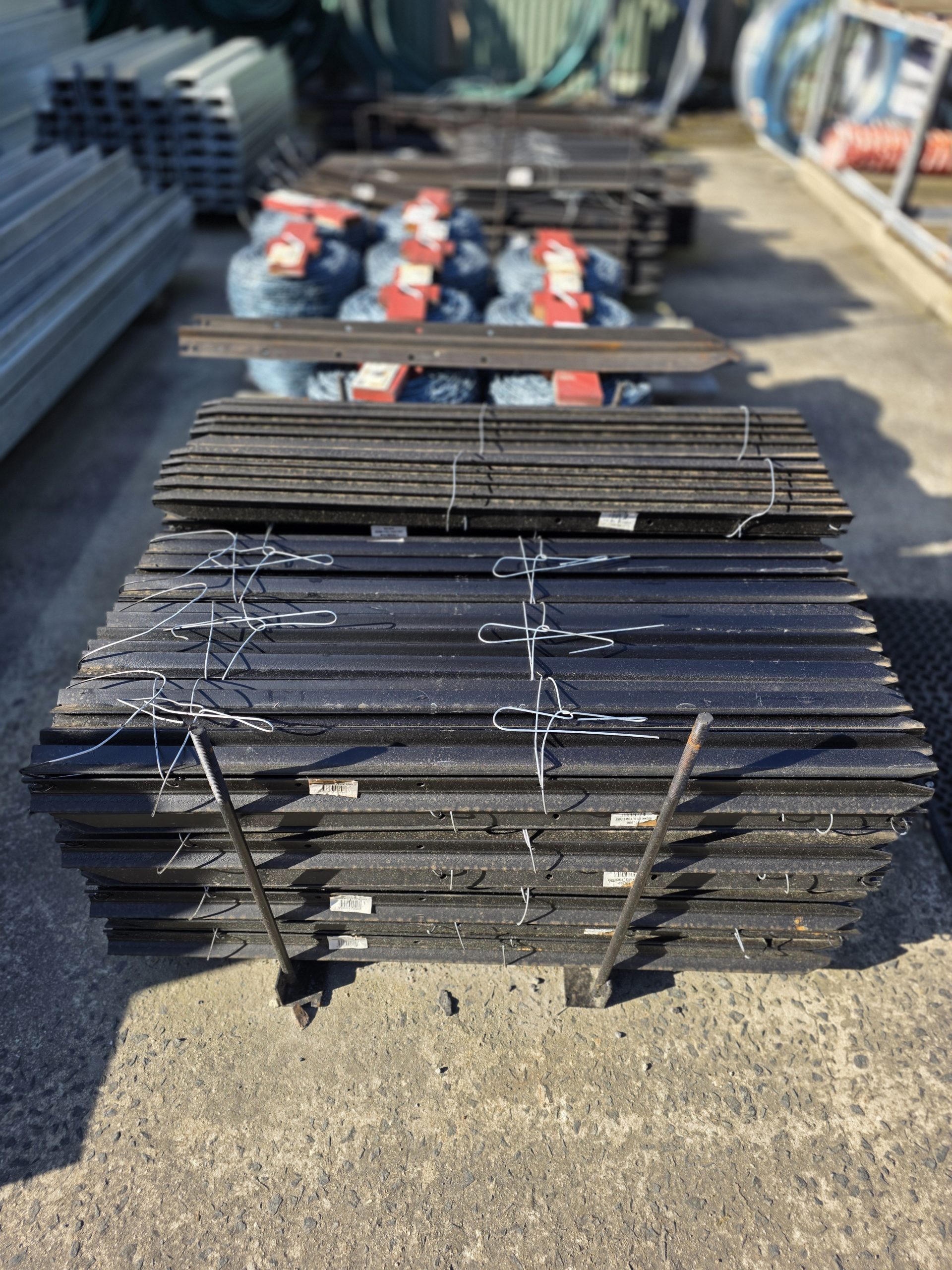 stock posts star pickets